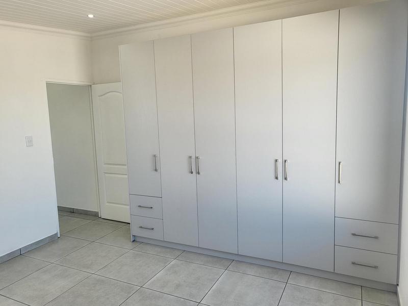 2 Bedroom Property for Sale in Laaiplek Western Cape